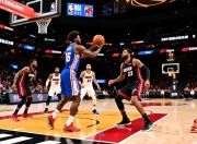 76人队轻取热火，晋级总决赛对阵火箭